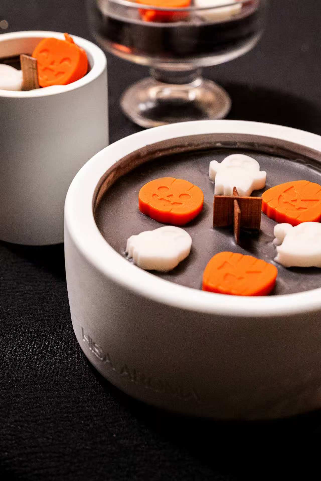 万圣节香薰蜡烛特写